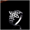 Bague celtique symbole Triquetra en acier